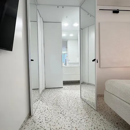 Bright White 维尔纽斯