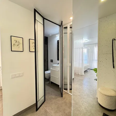 Bright White Apartament *