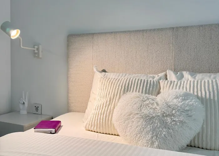 Bright White * Vilnius