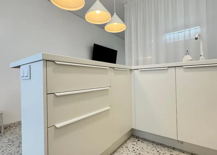 Apartment Bright White