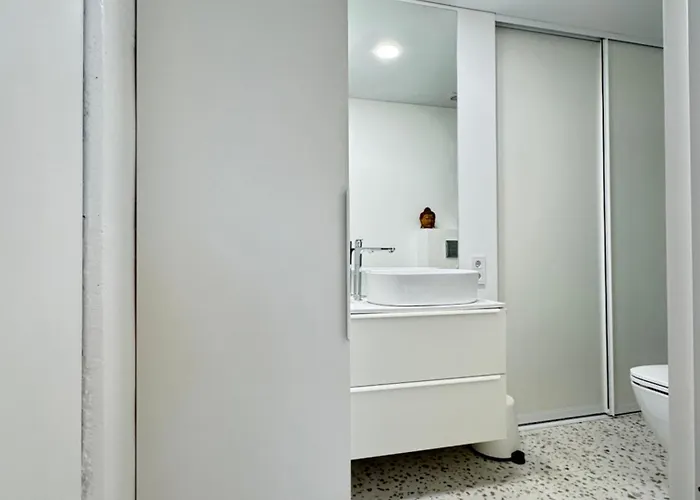 Bright White Appartement