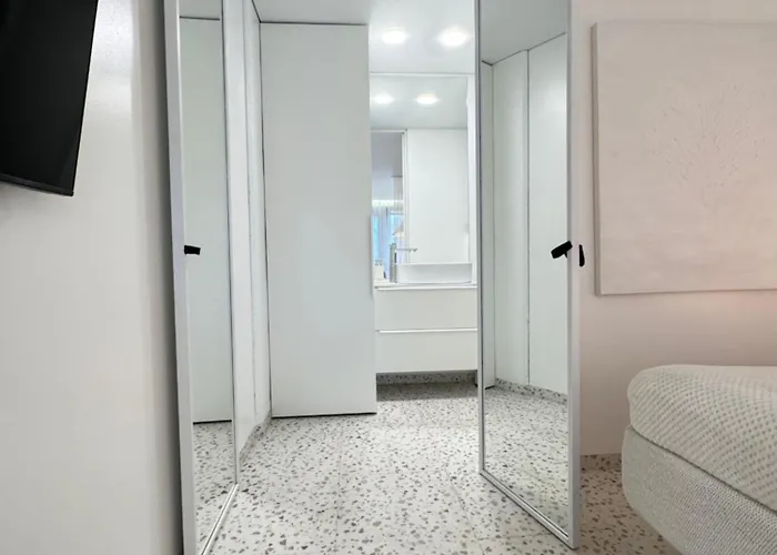 Bright White Vilnius